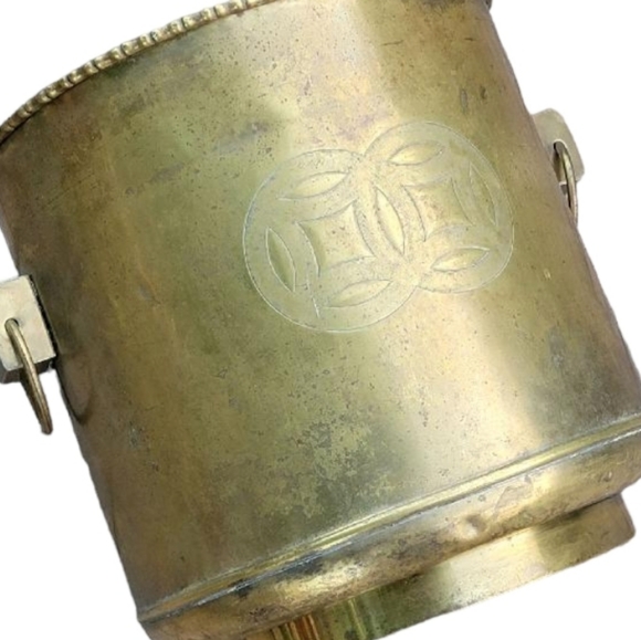 ❗Vintage Asian Chinoiserie Brass Planter with Side Ring Handles❗ - Picture 3 of 8